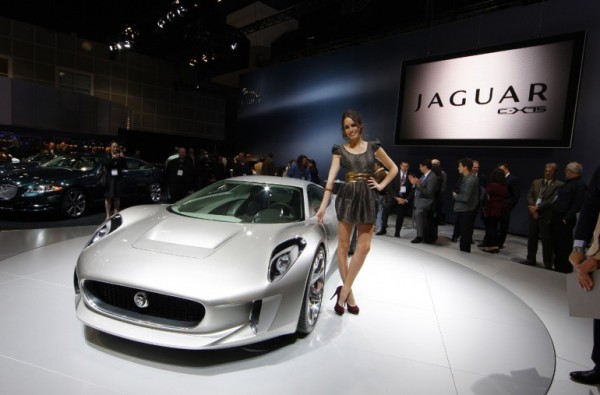 jaguar-williams-f1-c-x75-supercar-6-600x395.jpg