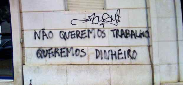 nao-queremos-trabalho-queremos-dinheiro1.jpg