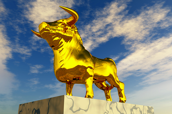 gold bull.jpg