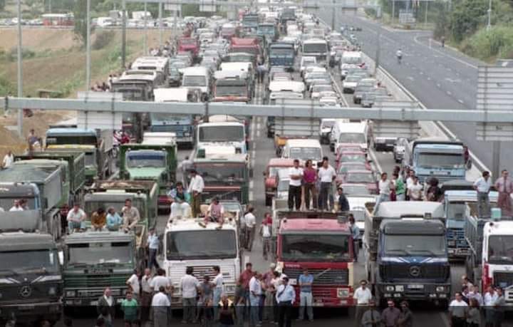 Ponte 25 de Abril.jpg