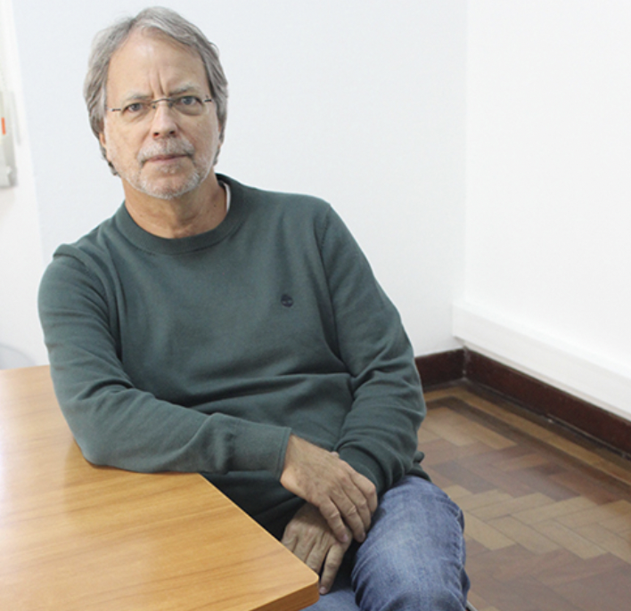 Mia Couto.png