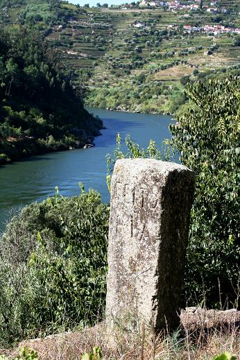 Barqueiros Douro.jpg