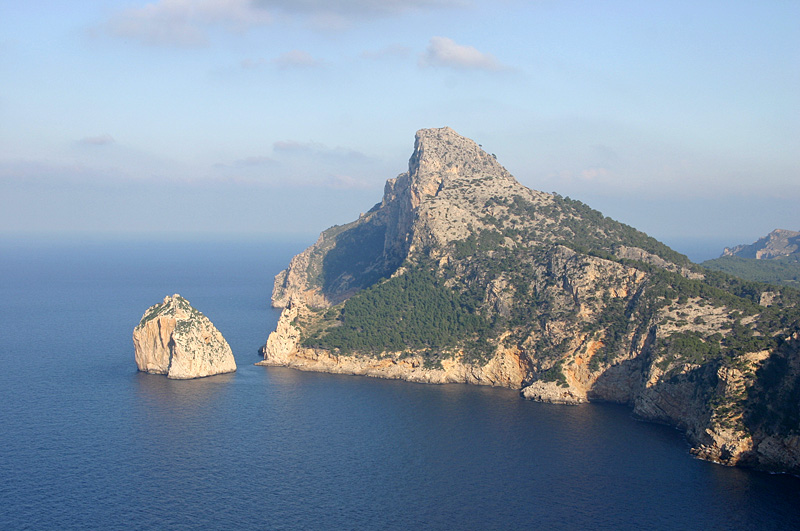 6382a Formentor 2.jpg