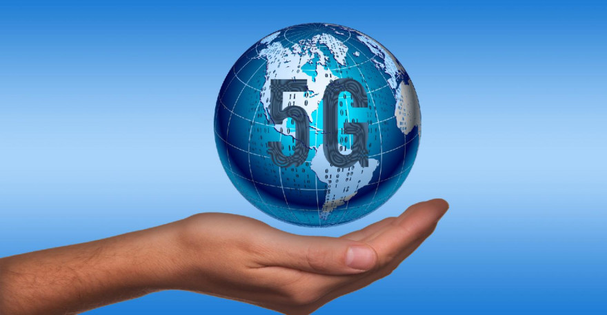 5g the world at your hands.jpg