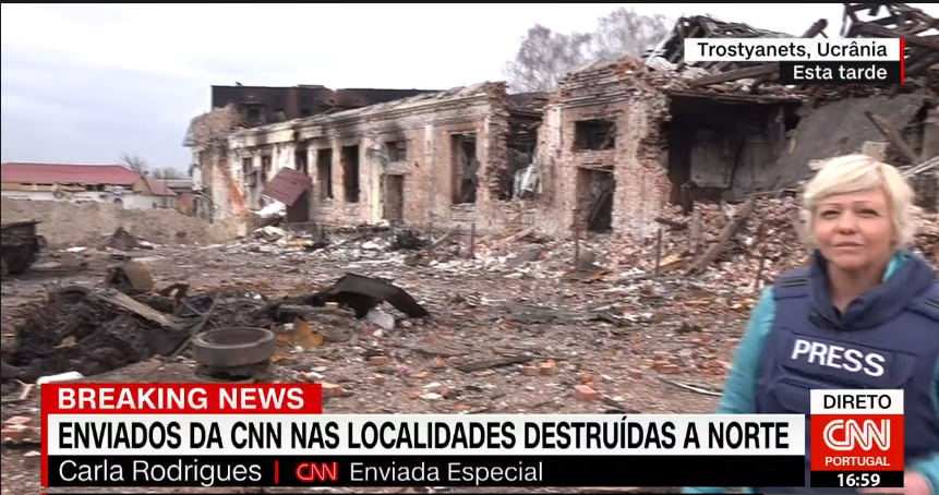 Enviados da CNN nas localidades destruidas de Norte.PNG