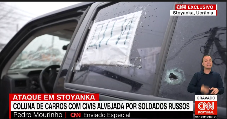 Coluna de carros com civis alvejada por soldados russos.PNG